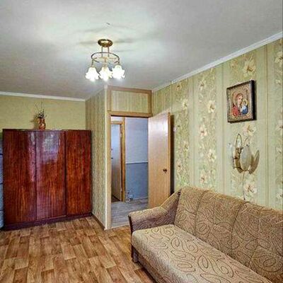Продажа 	 Харьков,  Гвардейцев-Широнинцев ул.   38