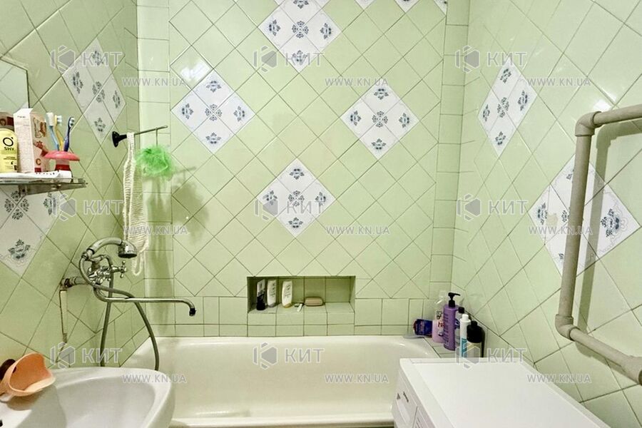 Продажа квартиры Харьков, Спортивная, Гагарина, Защитников, 70м²