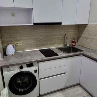 Продажа 	 Харків, Парковий Квартал Героїв Харкова (Московський) пр.   118