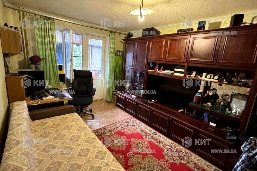 Продаж квартири Харків, ХТЗ, Рогань, 41м²