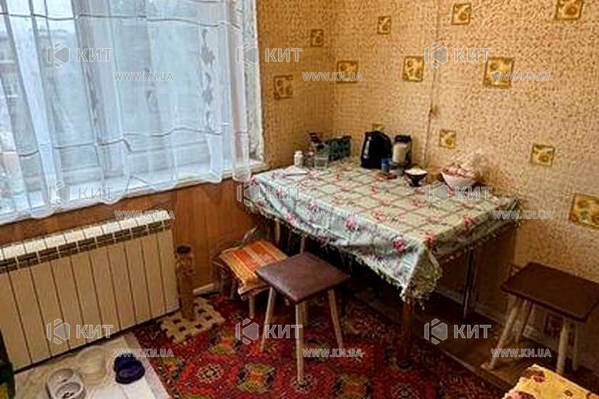 Продаж квартири Харків, ХТЗ, Рогань, 41м²