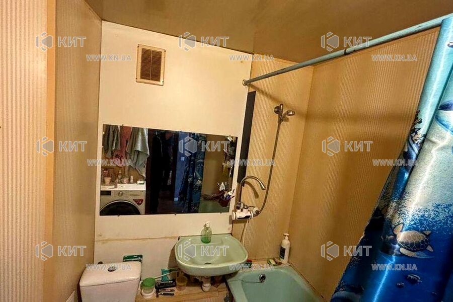 Продаж квартири Харків, ХТЗ, Рогань, 41м²