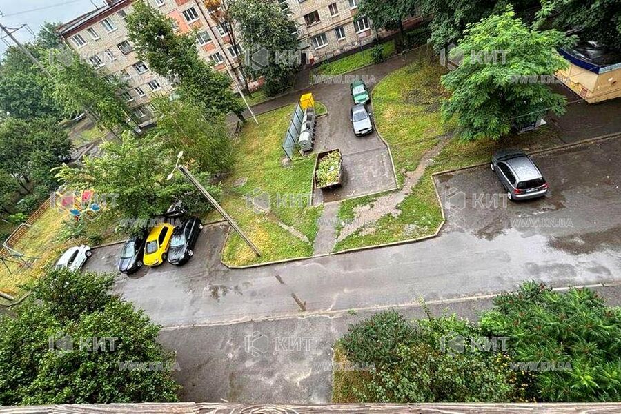 Продаж квартири Харків, ХТЗ, Рогань, 41м²
