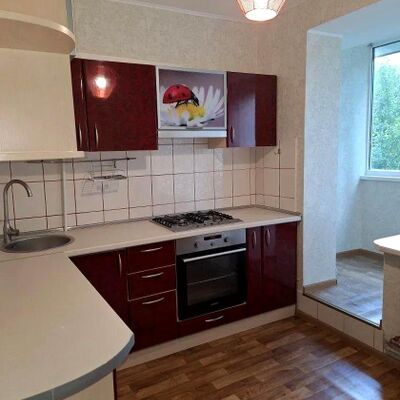 Продажа 	 Харьков,  Победы пр.   68г