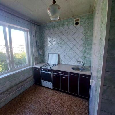 Продажа 	 Харків,  Тракторобудівників пр.   158