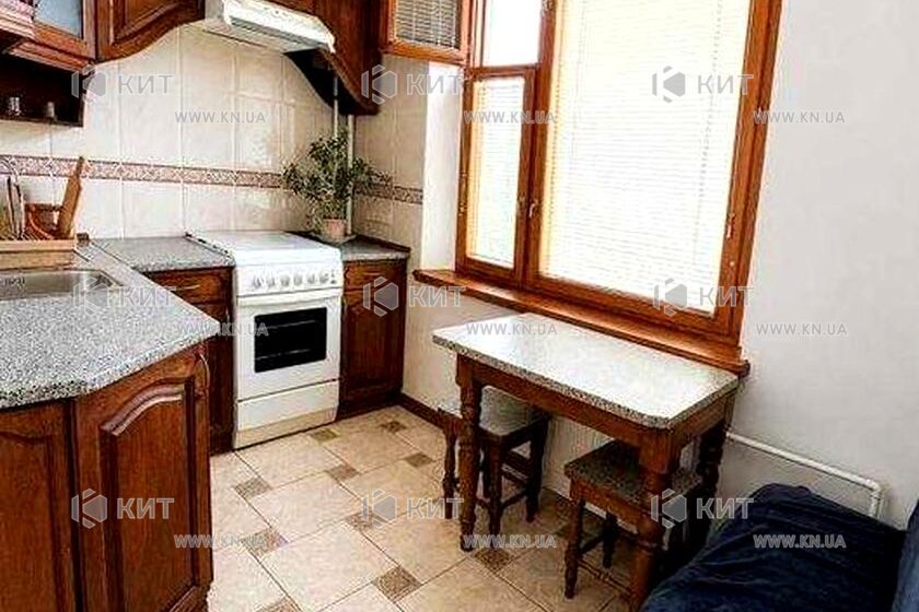 Продаж квартири Харків, ХТЗ, Рогань, 45м²