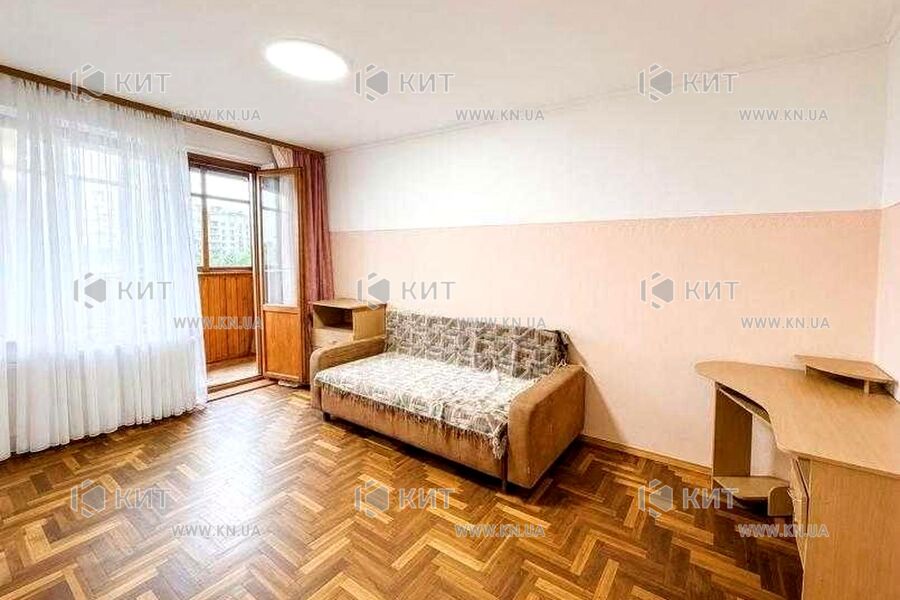 Продаж квартири Харків, ХТЗ, Рогань, 45м²
