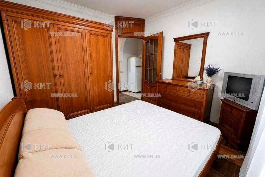Продаж квартири Харків, ХТЗ, Рогань, 45м²