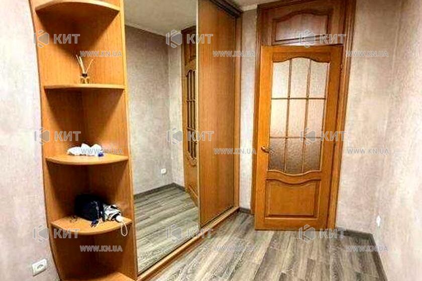 Продаж квартири Харків, ХТЗ, Рогань, 45м²