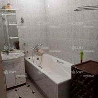 Продаж квартири Харків, ХТЗ, Рогань, 80м²
