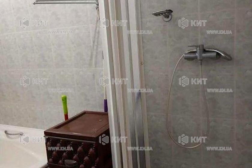 Продаж квартири Харків, ХТЗ, Рогань, 80м²