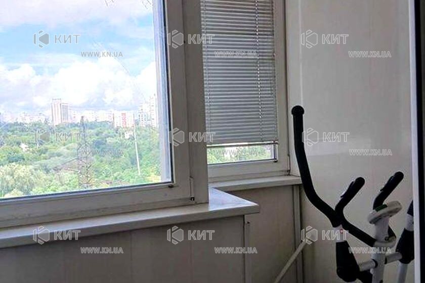 Продаж квартири Харків, ХТЗ, Рогань, 80м²