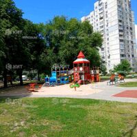 Продаж квартири Харків, ХТЗ, Рогань, 80м²