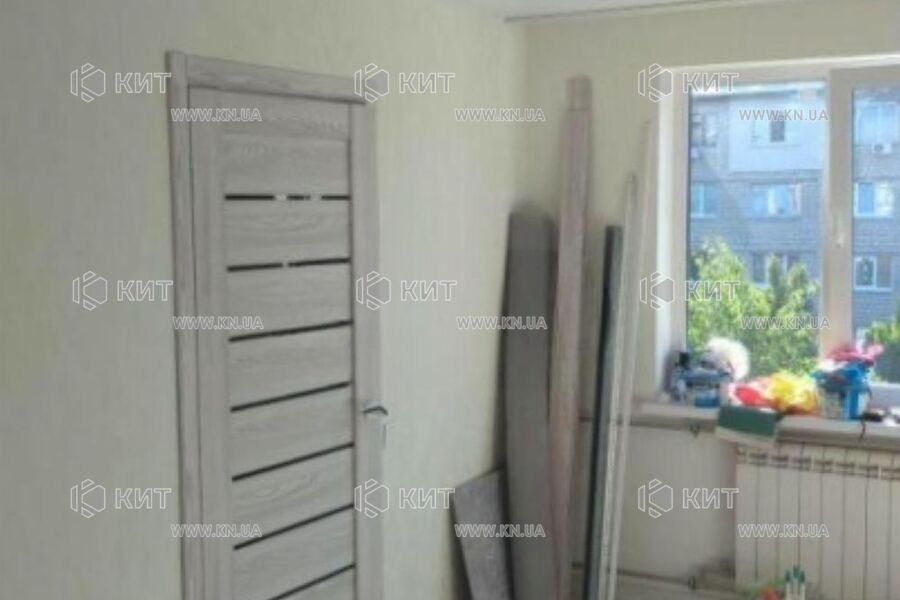 Продаж квартири Харків, ХТЗ, Рогань, 45м²