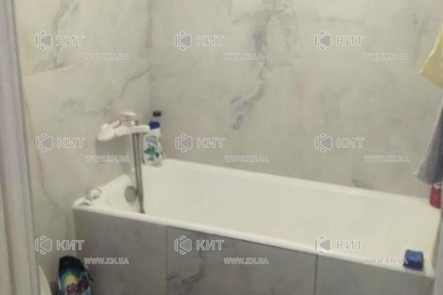 Продаж квартири Харків, ХТЗ, Рогань, 45м²