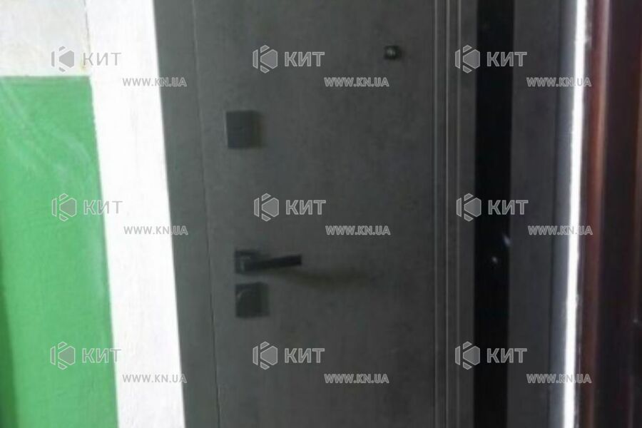 Продаж квартири Харків, ХТЗ, Рогань, 45м²