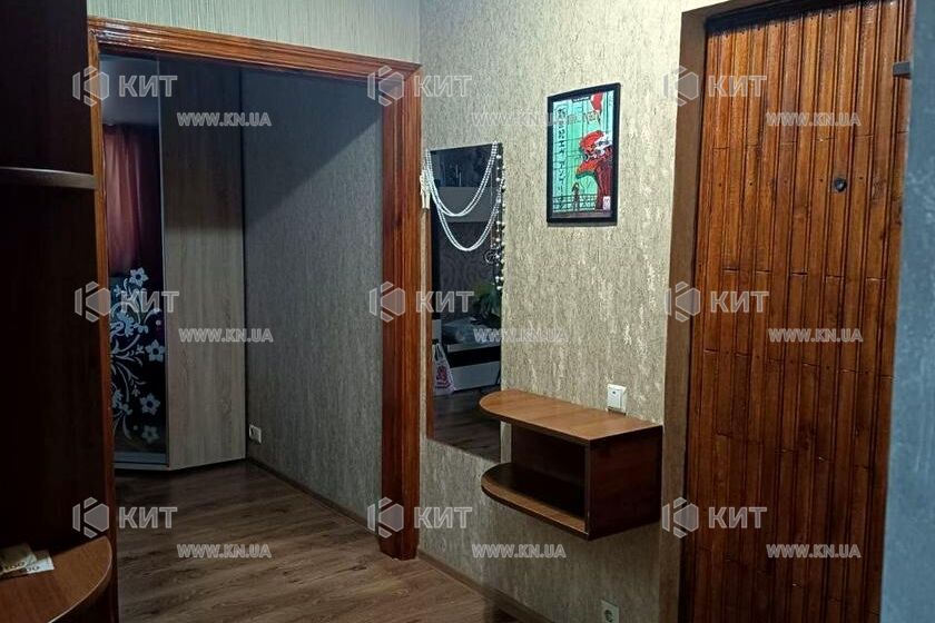 Продаж квартири Харків, ХТЗ, Рогань, 45м²