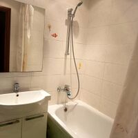Продаж квартири Харків, ХТЗ, Рогань, 45м²