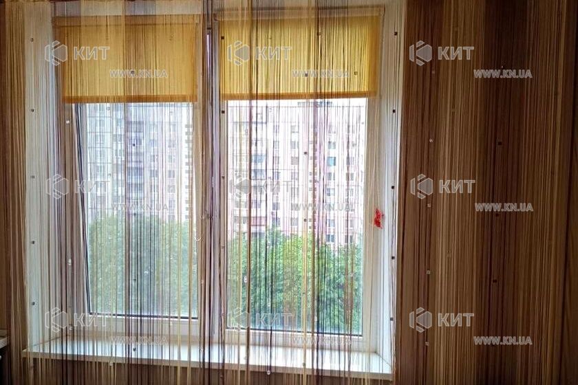 Продаж квартири Харків, ХТЗ, Рогань, 45м²