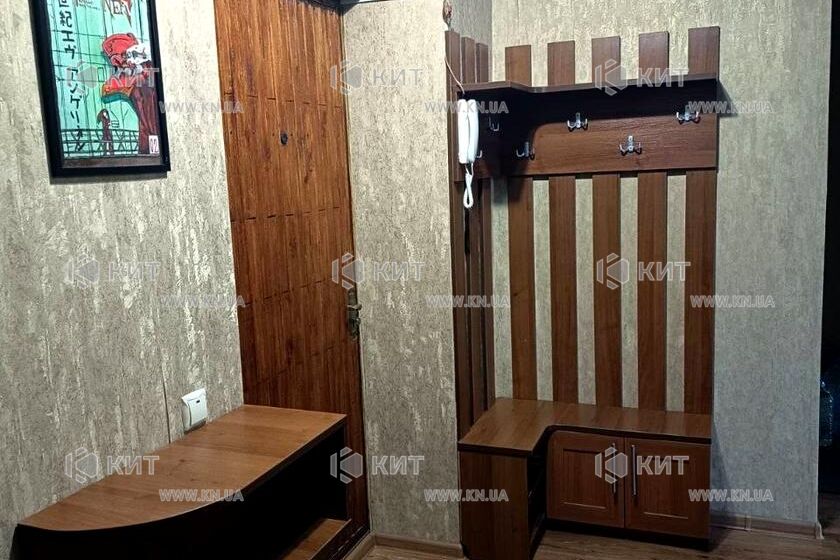 Продаж квартири Харків, ХТЗ, Рогань, 45м²