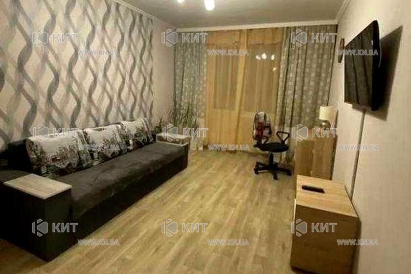Продаж квартири Харків, ХТЗ, Рогань, 33м²