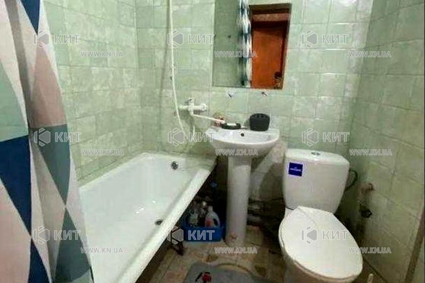 Продаж квартири Харків, ХТЗ, Рогань, 33м²