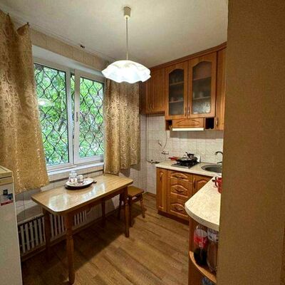Продажа 	 Харьков,  Гвардейцев-Широнинцев ул.   104