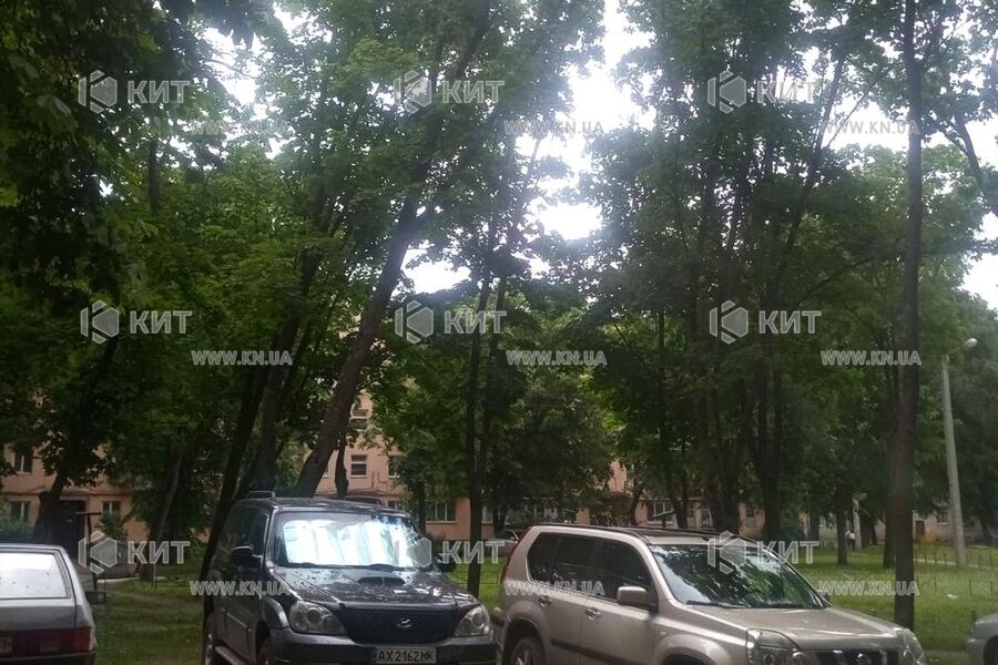 Продажа квартиры Харьков, ХТЗ, Рогань, 35м²