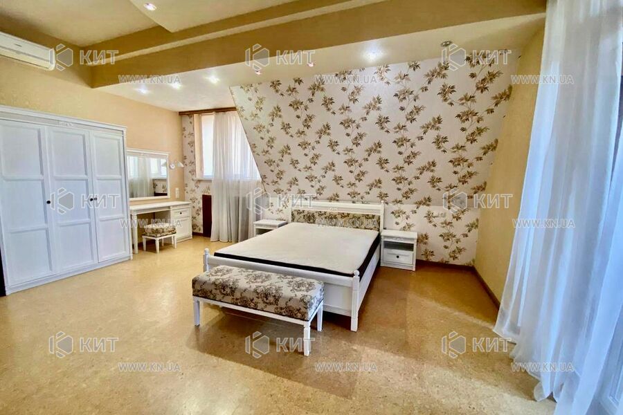 Продажа квартиры Харьков, Алексеевка, 210м²