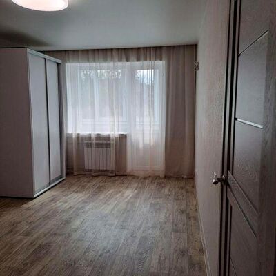 Продажа 	 Харьков,  Героев Харькова (Московский) пр.   210