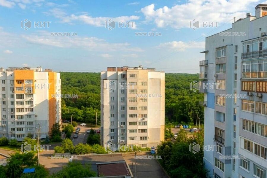 Продаж квартири Харків, Олексіївка, 68м²