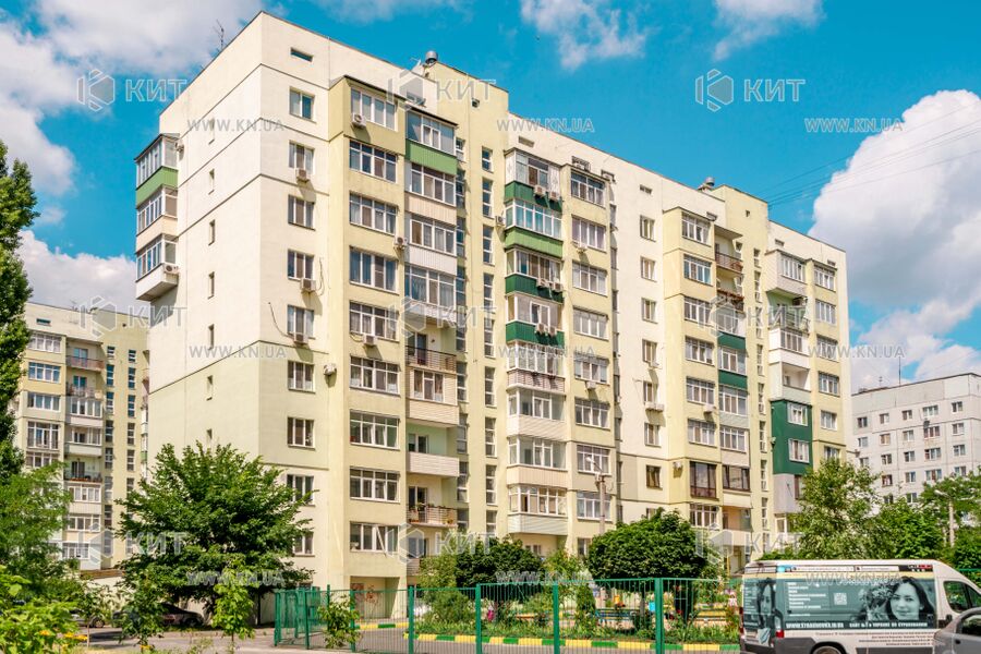 Продаж квартири Харків, Олексіївка, 68м²