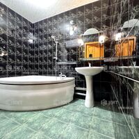 Продажа квартиры Харьков, Алексеевка, 65м²