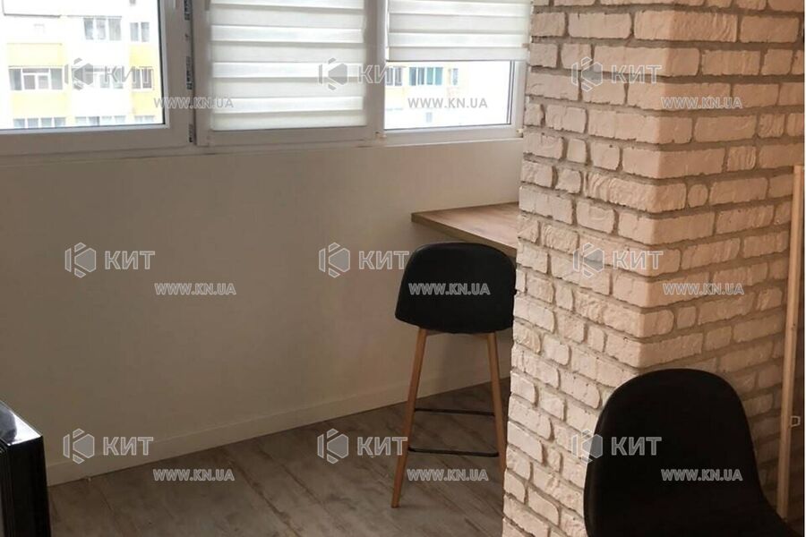 Продаж квартири Харків, ХТЗ, Рогань, 43м²