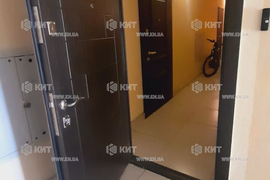Продаж квартири Харків, ХТЗ, Рогань, 43м²