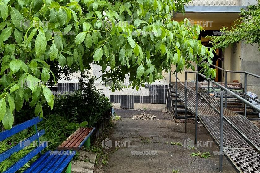 Продажа квартиры Харьков, Алексеевка, 68м²