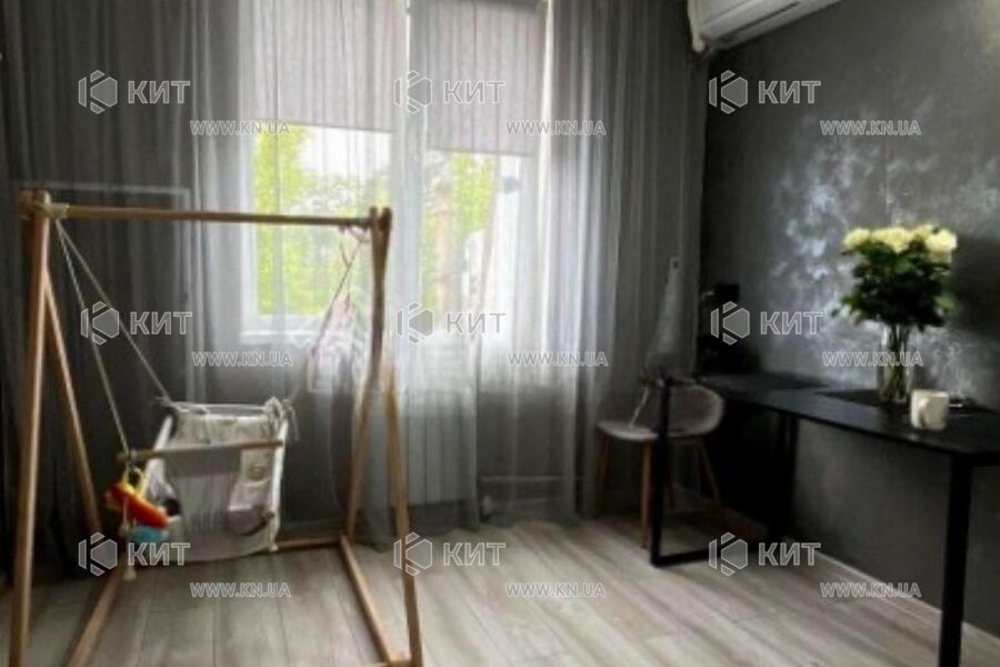 Продаж квартири Харків, ХТЗ, Рогань, 31м²