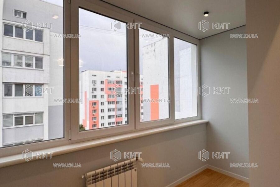 Продаж квартири Харків, ХТЗ, Рогань, 68м²