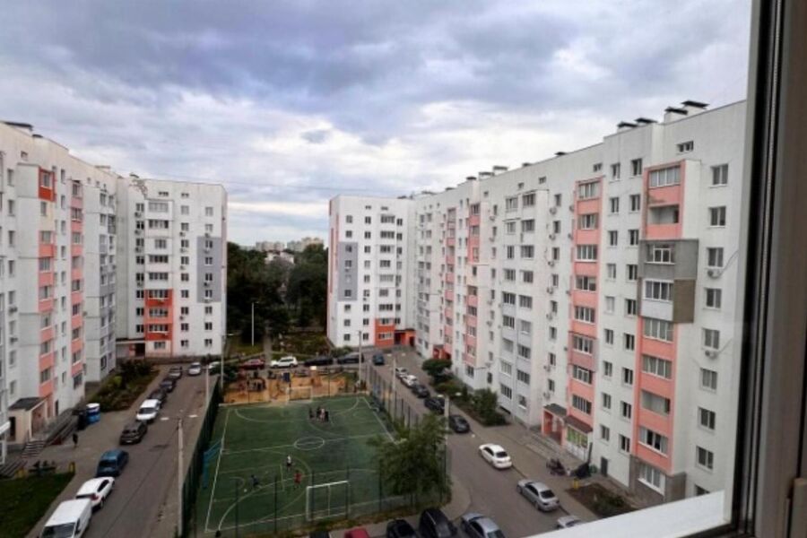 Продаж квартири Харків, ХТЗ, Рогань, 68м²