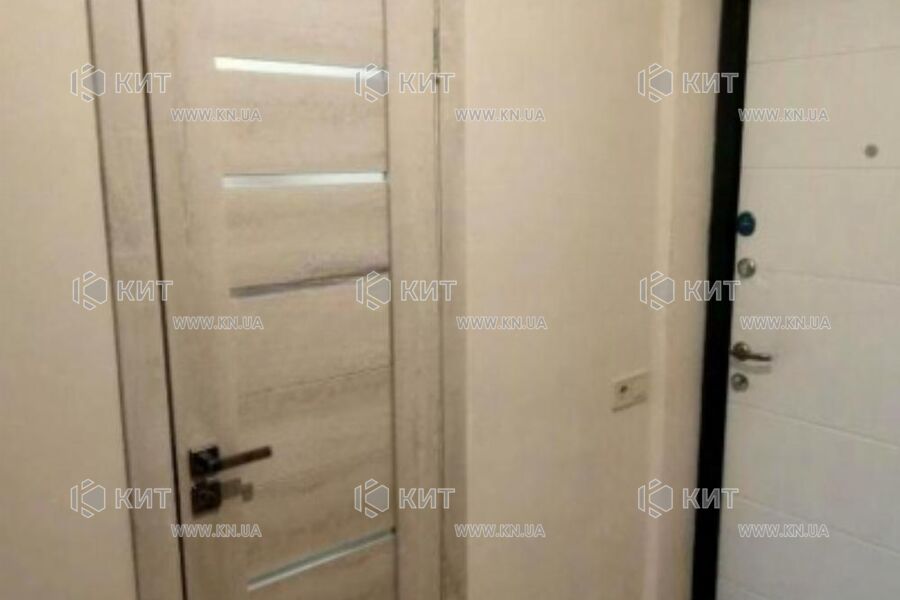 Продаж квартири Харків, ХТЗ, Рогань, 36м²