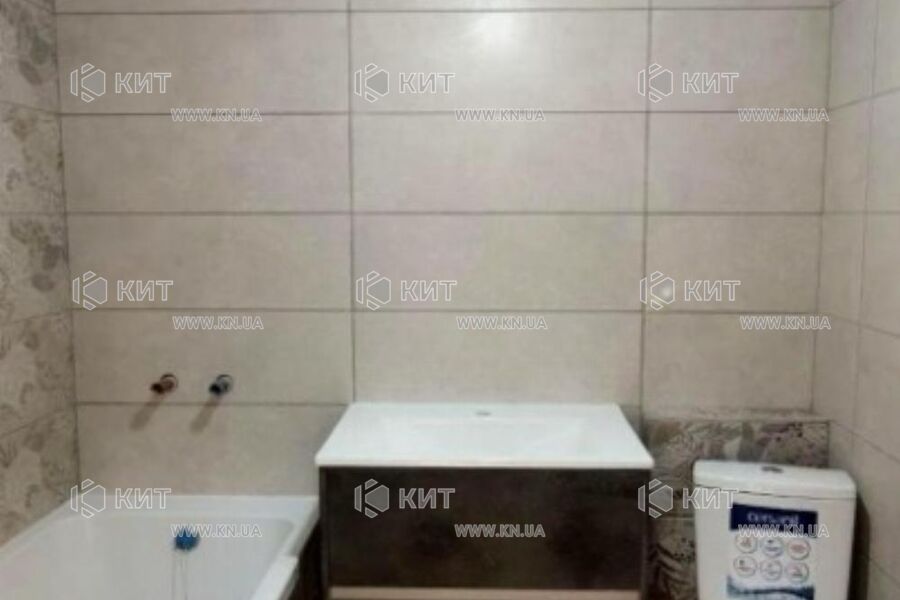 Продаж квартири Харків, ХТЗ, Рогань, 36м²