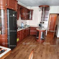 Продаж квартири Харків, Салтівка(Бараб.,Україна), 77м²