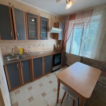 Продаж квартир - Харків,  Каденюка (Танкопія) вул.  35