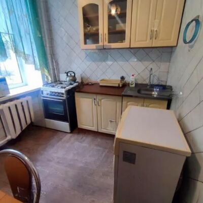Продажа 	 Харьков,  Героев Харькова (Московский) пр.   198/1