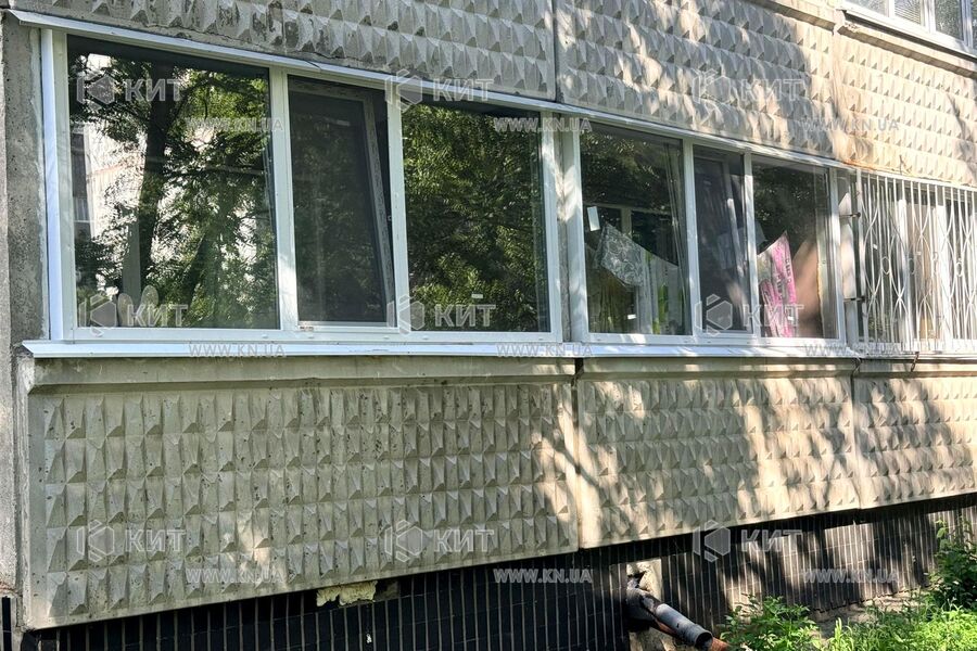 Продаж квартири Харків, ХТЗ, Рогань, 40м²
