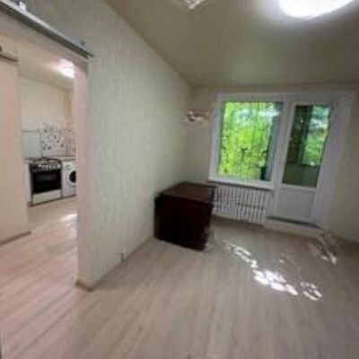 Продажа 	 Харків,  Познанська вул.   8Б