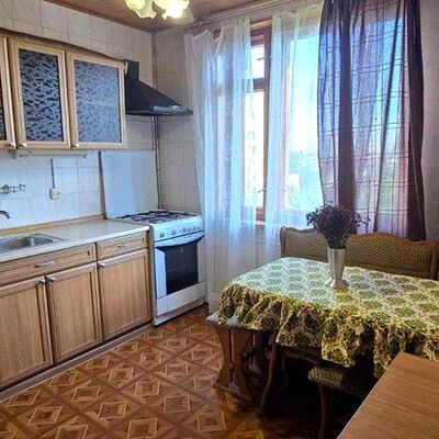 Продажа 	 Харків,  Каденюка (Танкопія) вул.   11/3