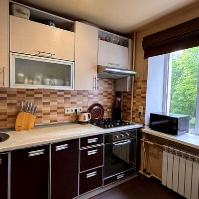 Продажа 	 Харьков,  23 Августа ул.   46