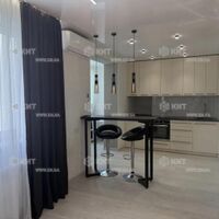 Продаж квартири Харків, ХТЗ, Рогань, 39м²