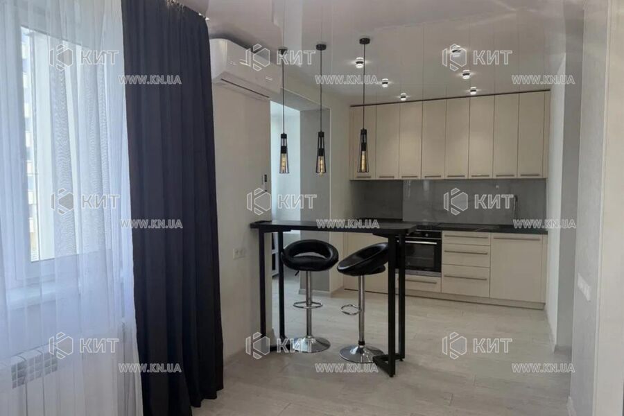 Продаж квартири Харків, ХТЗ, Рогань, 39м²